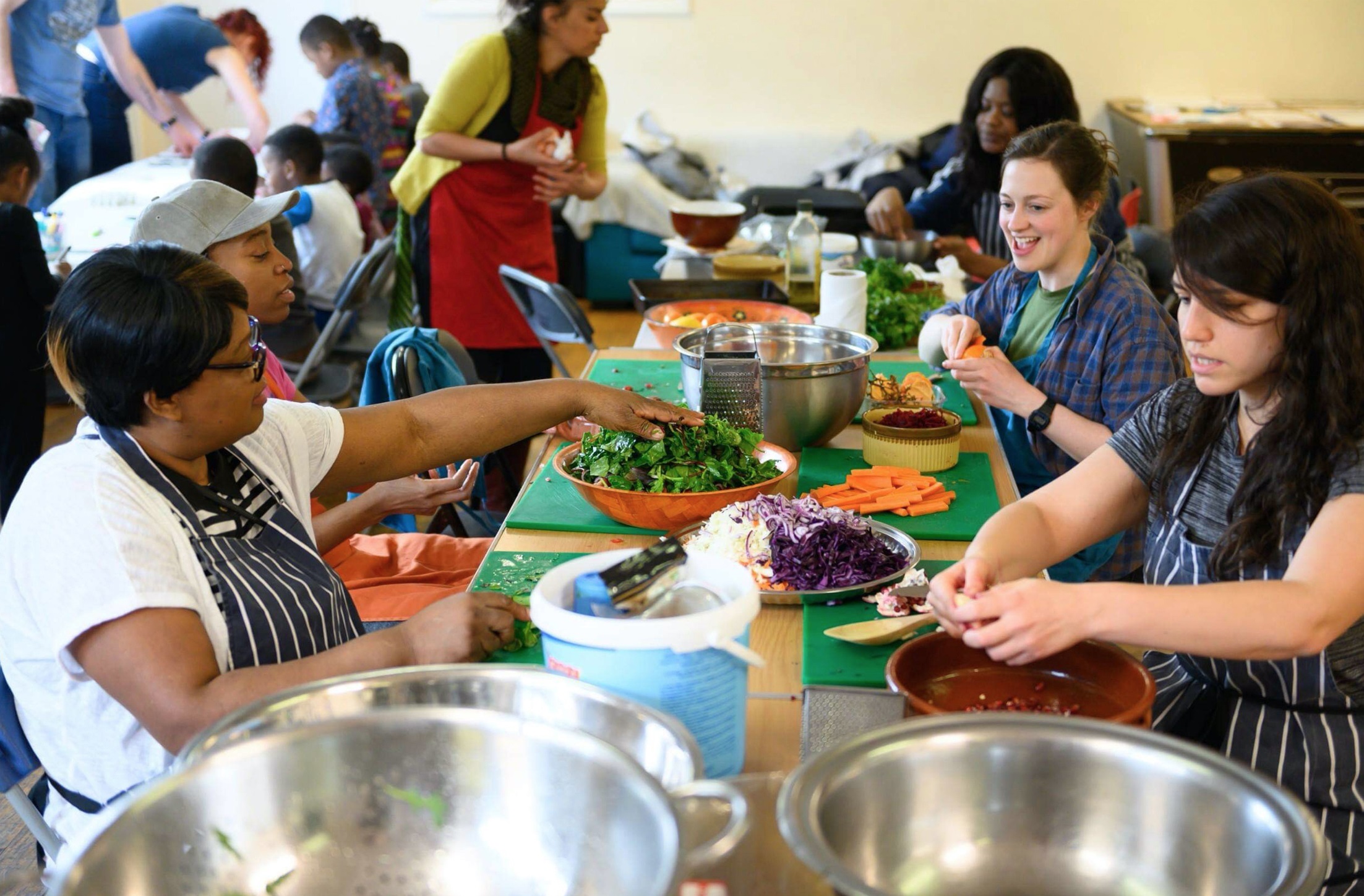 Eat, grow, share: Communities building food resilience